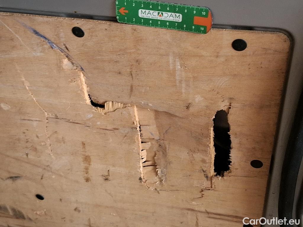  Citroen  Jumper CITROEN  VU 4p Fourgon 30 L2H2 BlueHDi 130 BVM6 Business #78