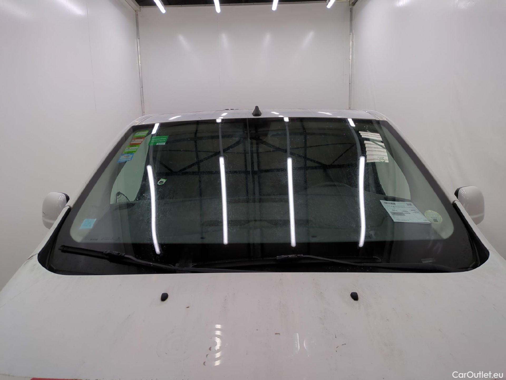  Peugeot  Expert PEUGEOT  VU 4p Fourgon 2.0 BlueHDi 120 S&S Standard Premium P. #1