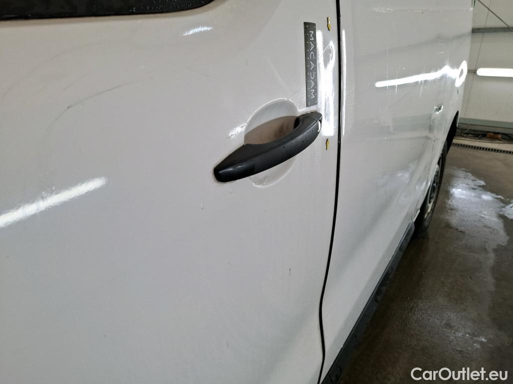  Citroen  Jumpy CITROEN  VU 4p Fourgon Taille M BlueHDi 120 S&S BVM6 Business #17