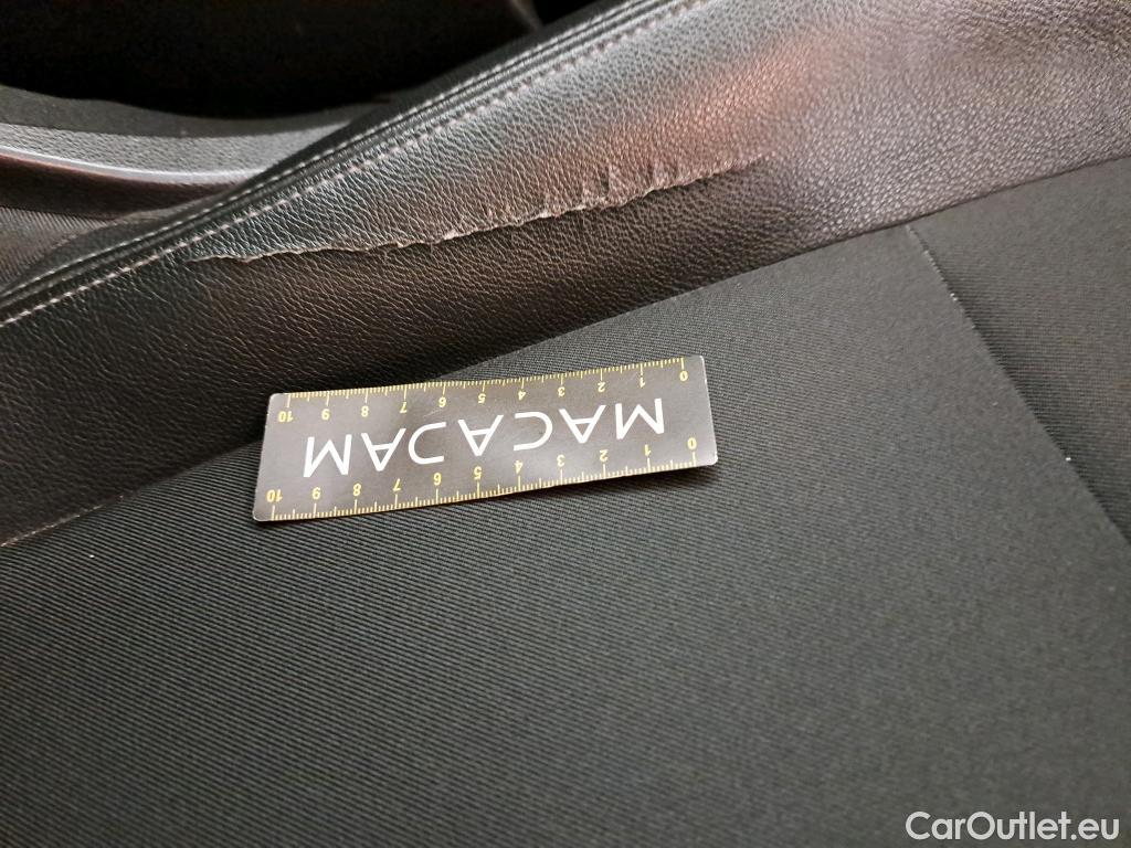  Renault  Kangoo RENAULT  / 2021 / 4P / Fourgonnette Gd Confort Blue dCi 95 BVA - 22 #4