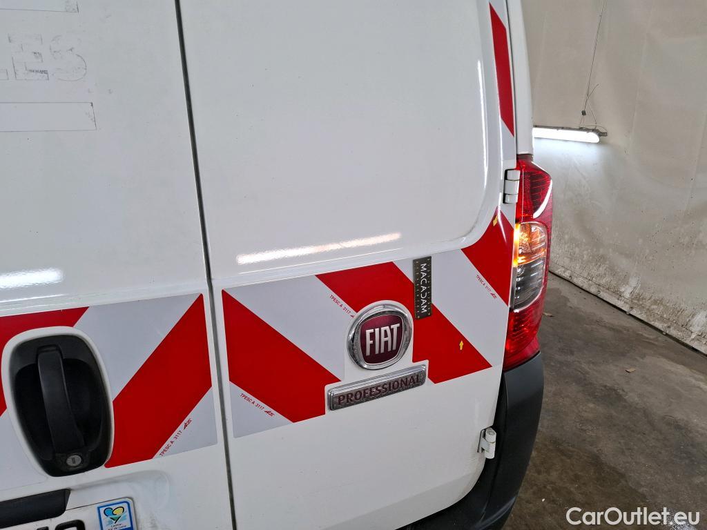  Fiat  Fiorino FIAT  / 2016 / 4P / Fourgonnette 1.3 Multijet 95 Pro Lounge #6