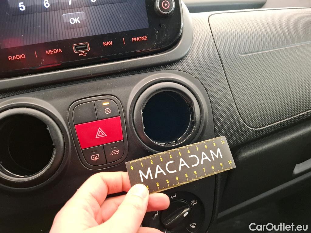  Fiat  Fiorino FIAT  / 2016 / 4P / Fourgonnette 1.3 Multijet 95 Pro Lounge #29