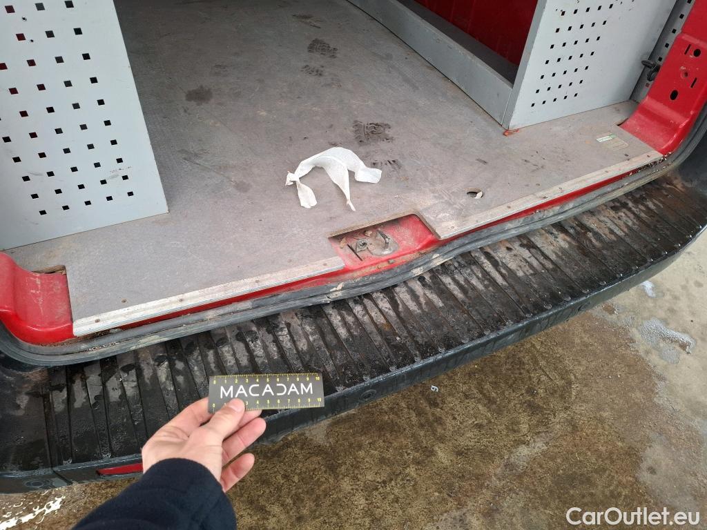  Ford  Transit FORD  / 2019 / 4P / Fourgon tôlé 2.0 ECOB 130PS 350 L3H2 FWD AMBIENTE #28