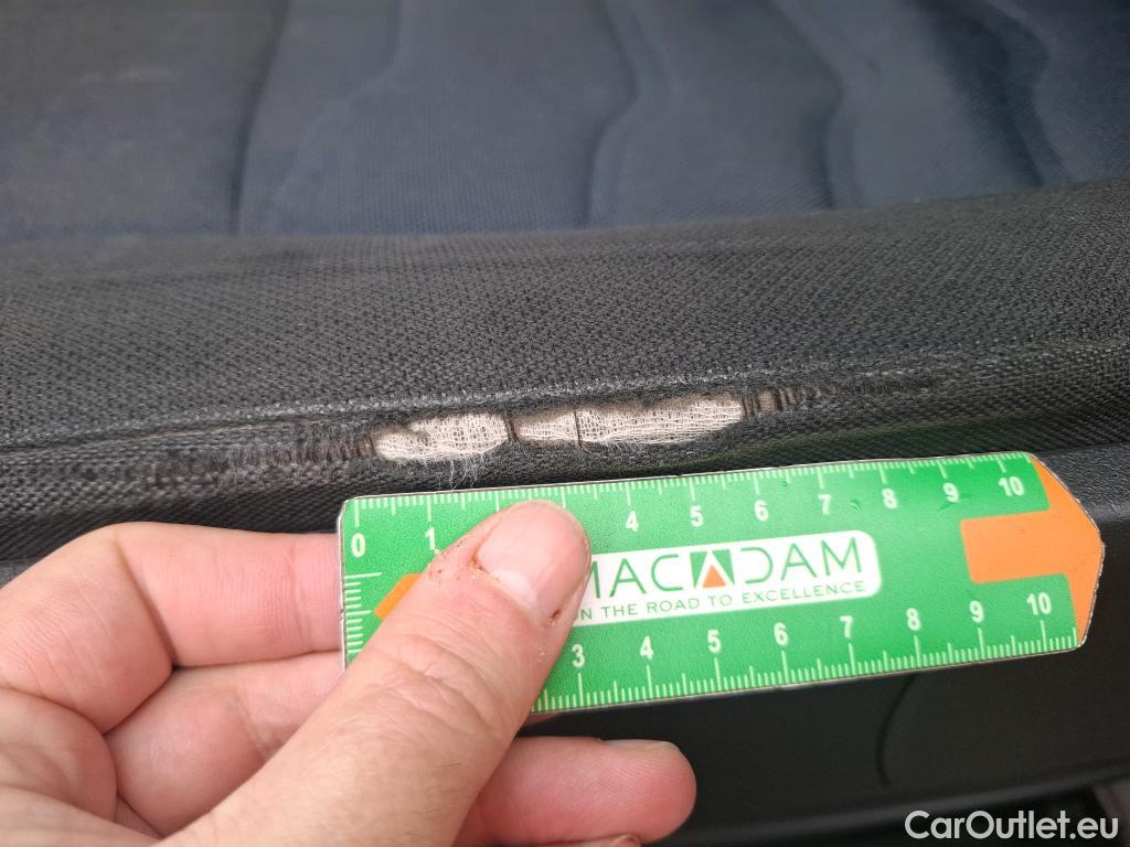  Iveco  Daily IVECO  / 2019 / 4P / Fourgon tôlé 3.0 35C18H V12 H2 3520L TOR #3