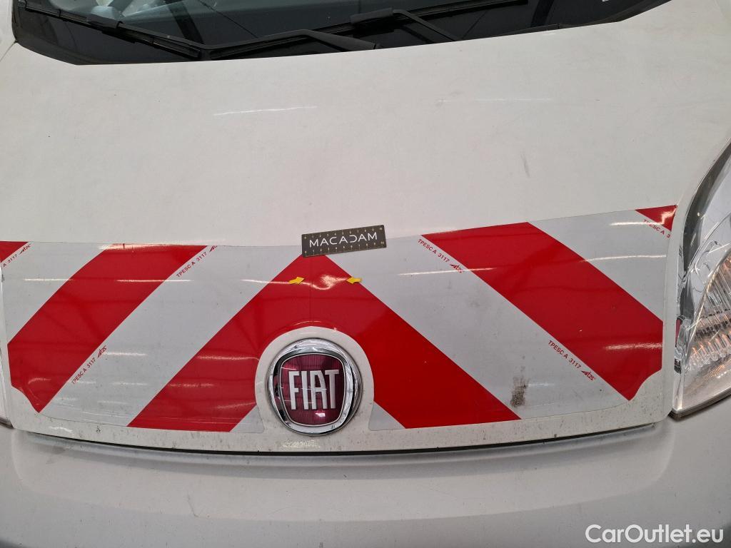  Fiat  Fiorino FIAT  / 2016 / 4P / Fourgonnette 1.3 Multijet 95 Pro Lounge #22