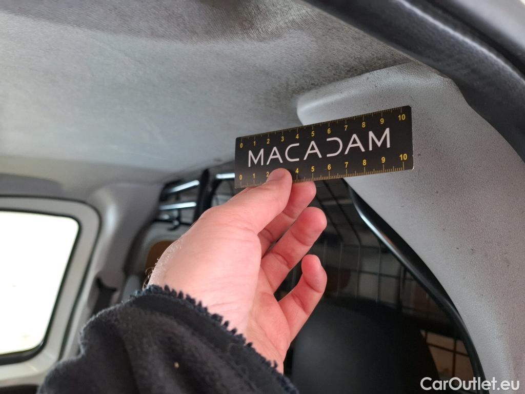  Fiat  Fiorino FIAT  / 2016 / 4P / Fourgonnette 1.3 Multijet 95 Pro Lounge #28