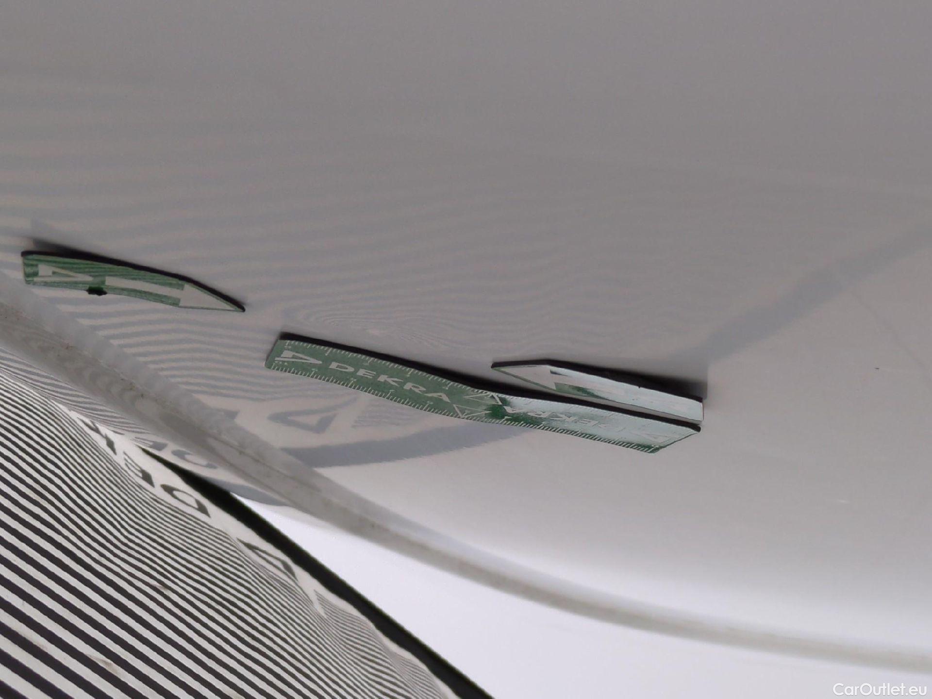  Peugeot  Expert PEUGEOT  VU 4p Fourgon 2.0 BlueHDi 120 S&S Standard Premium P. #20