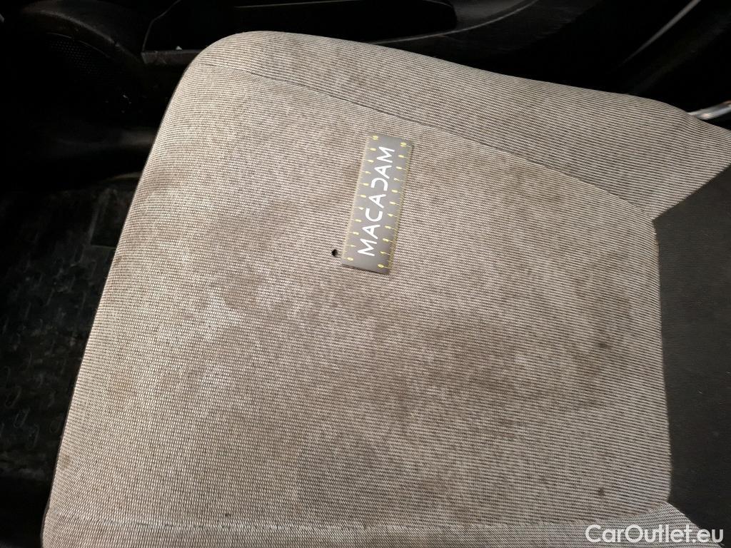  Fiat  Fiorino FIAT  / 2016 / 4P / Fourgonnette 1.3 Multijet 95 Pro Lounge #17