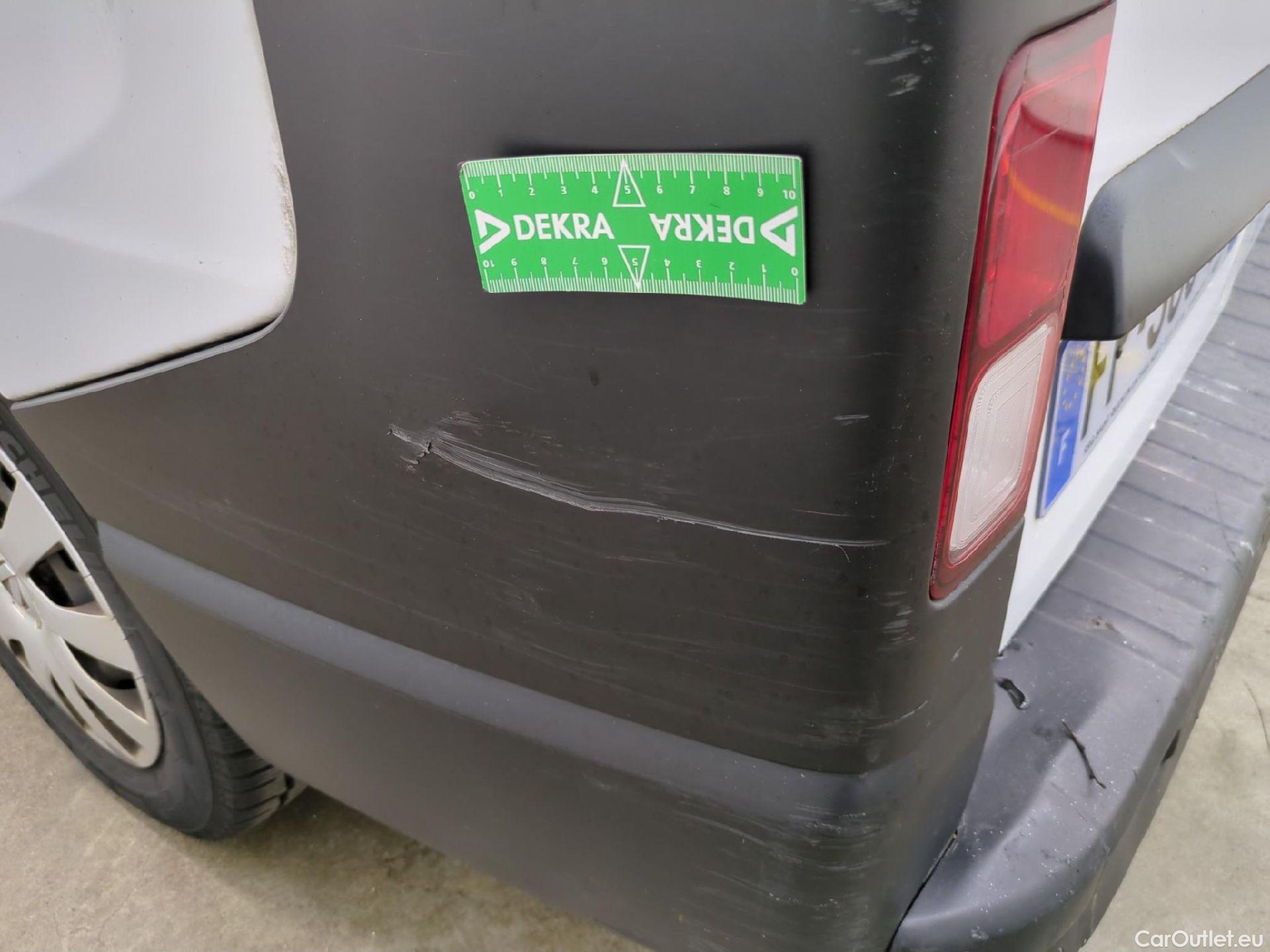  Renault  Trafic RENAULT  / 2019 / 4P / Fourgon tole FG GCF L1H1 1200 dCi 120 #61