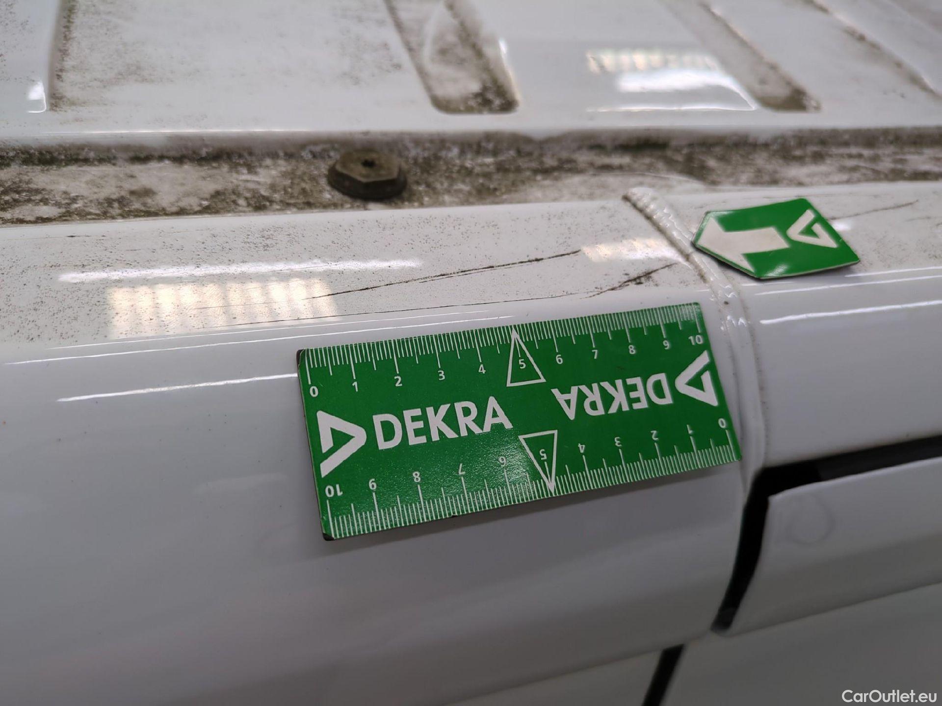  Renault  Trafic RENAULT  / 2019 / 4P / Fourgon tole FG GCF L1H1 1200 dCi 120 #90