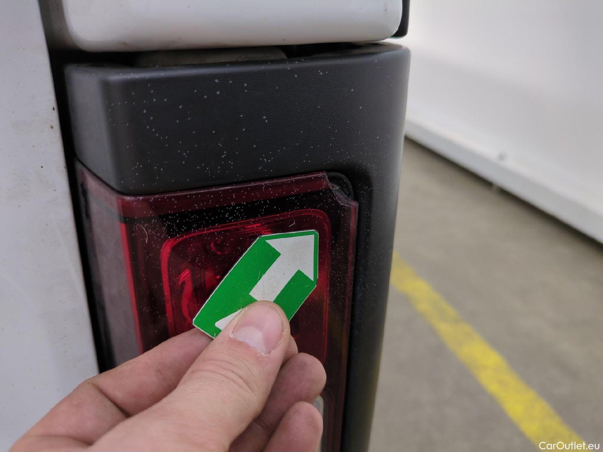  Renault  Trafic RENAULT  / 2019 / 4P / Fourgon tole FG GCF L1H1 1200 dCi 120 #74