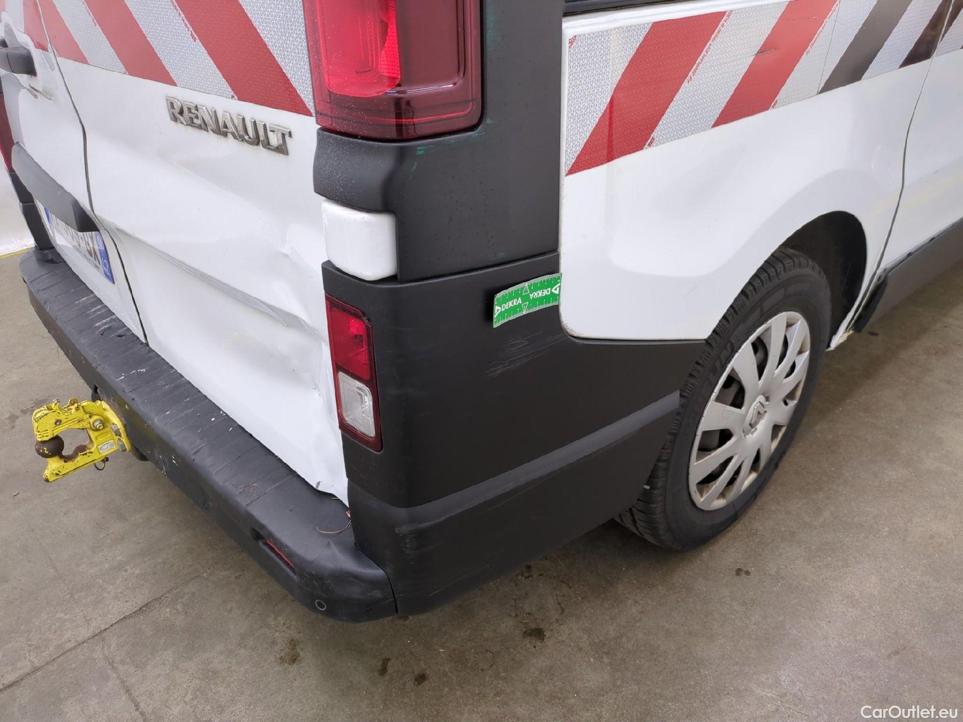  Renault  Trafic RENAULT  / 2019 / 4P / Fourgon tole FG GCF L1H1 1200 dCi 120 #77