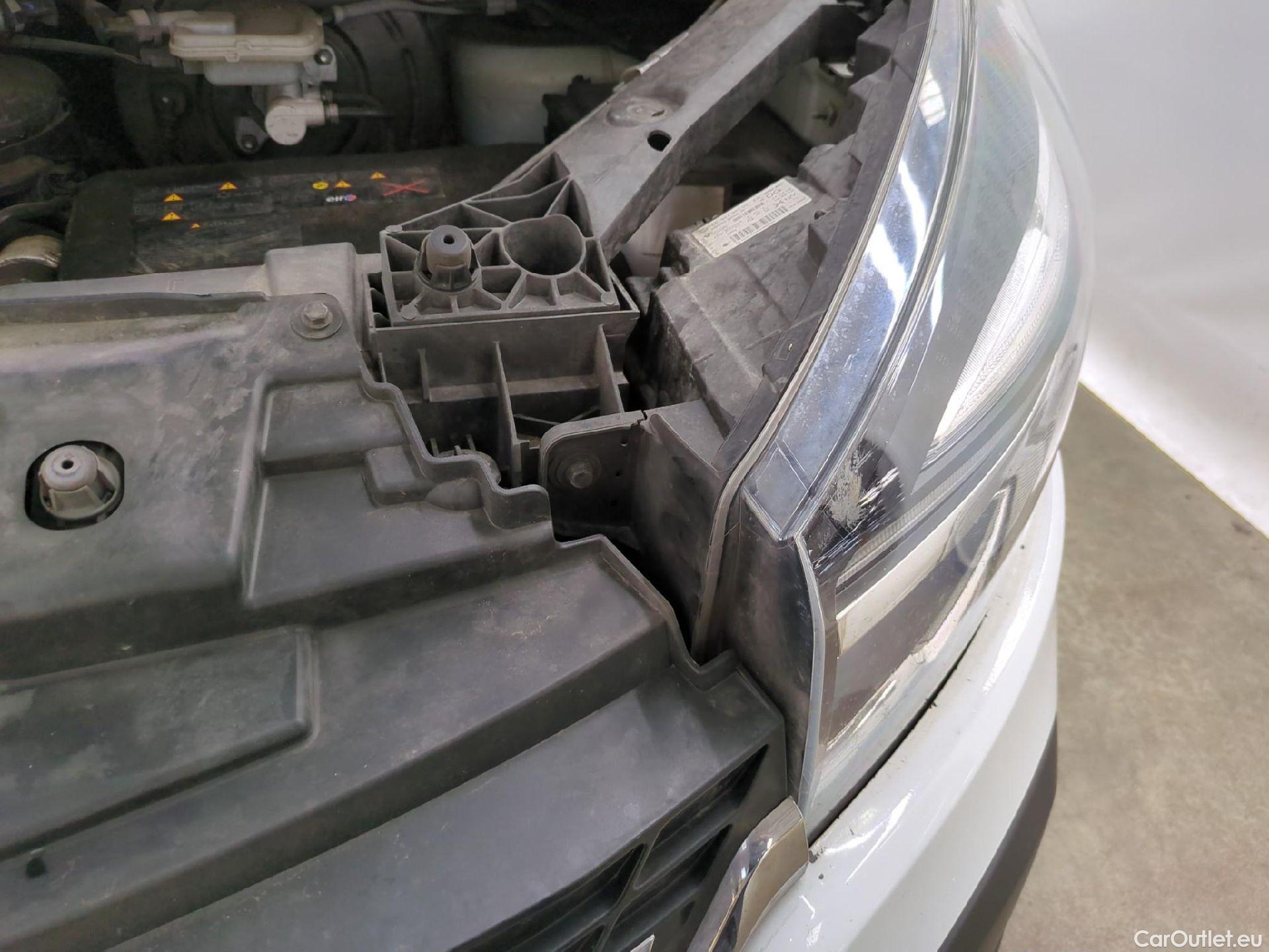  Renault  Trafic RENAULT  / 2019 / 4P / Fourgon tole FG GCF L1H1 1200 dCi 120 #45