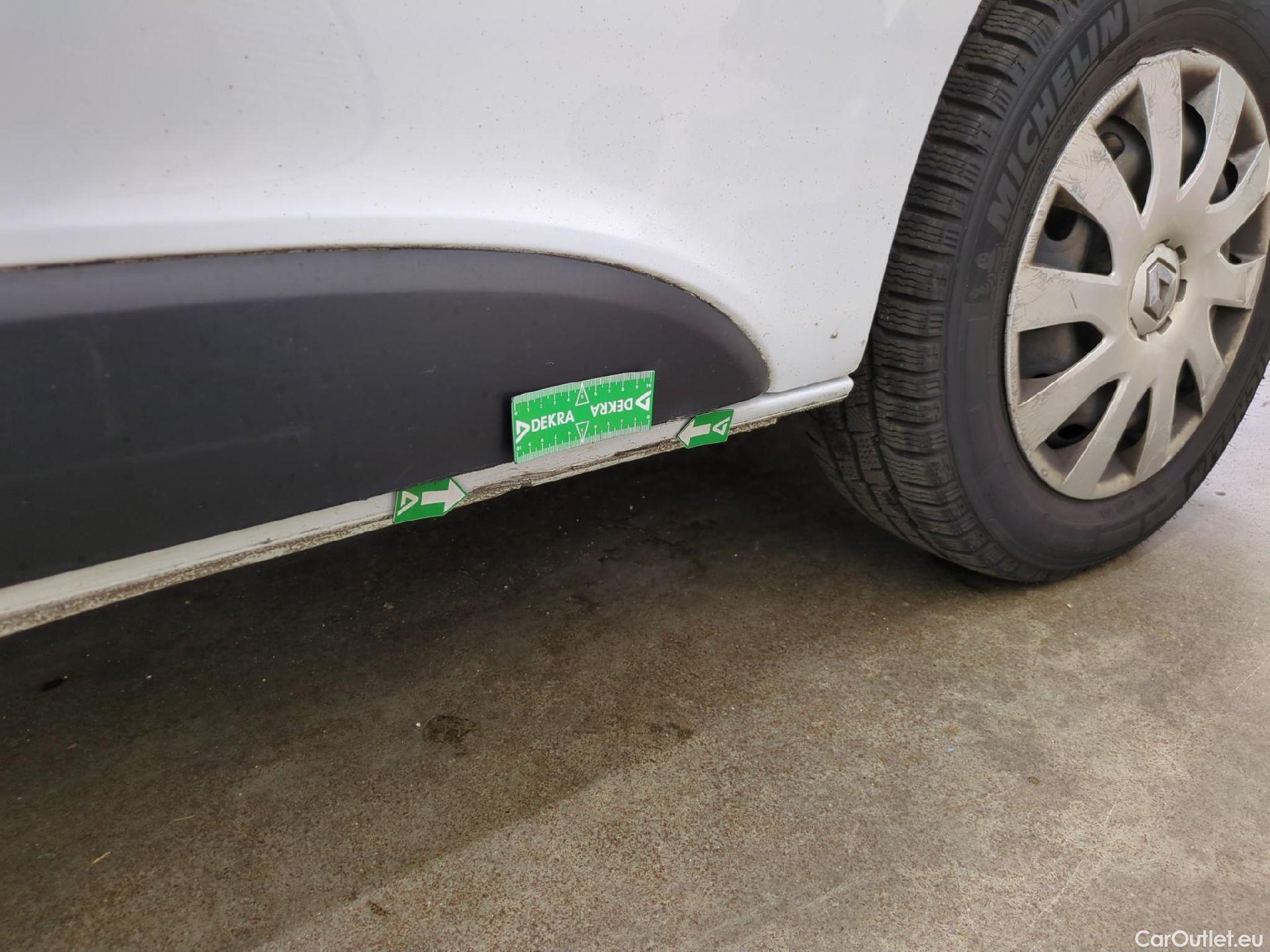  Renault  Trafic RENAULT  / 2019 / 4P / Fourgon tole FG GCF L1H1 1200 dCi 120 #33