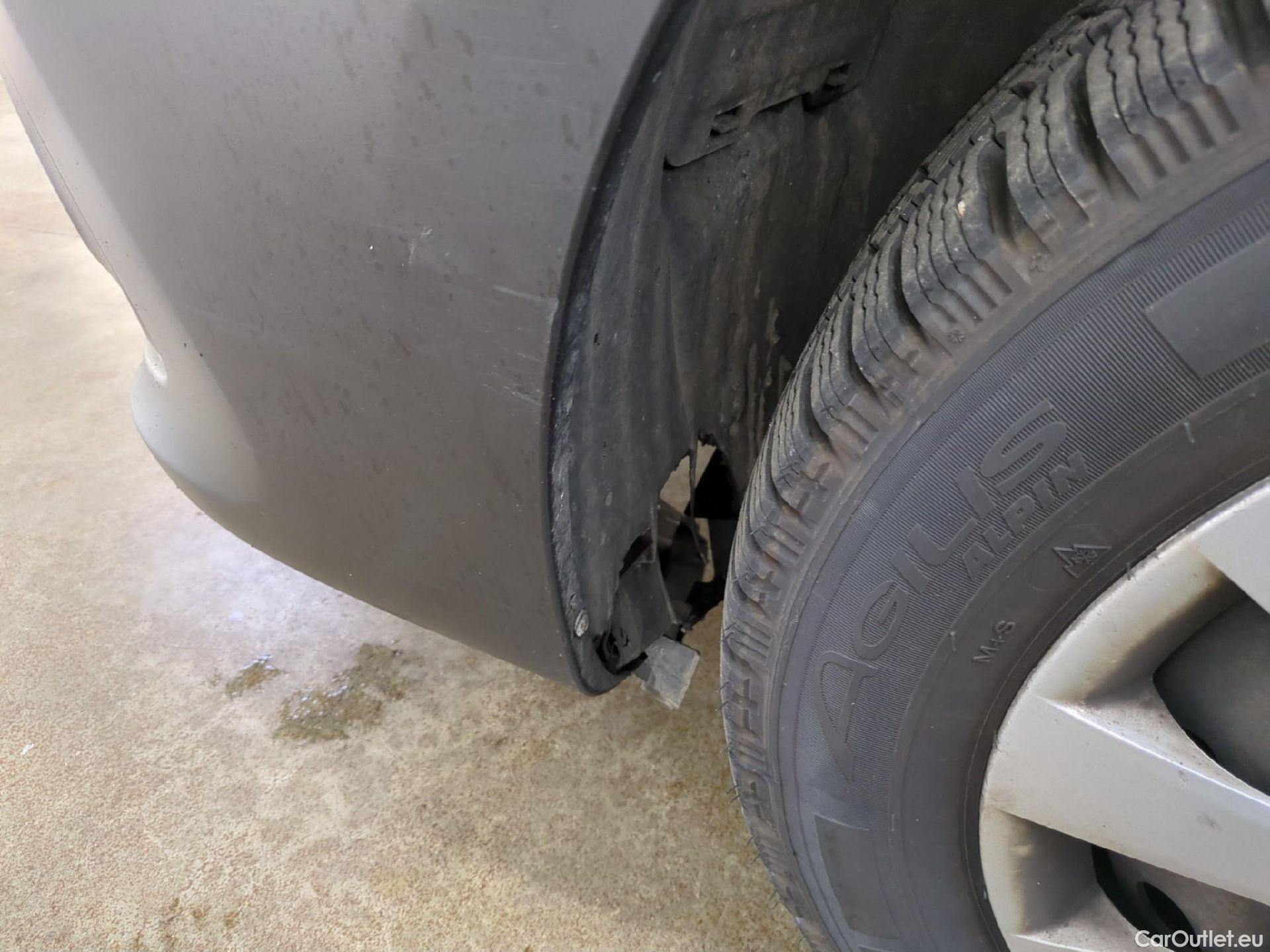  Renault  Trafic RENAULT  / 2019 / 4P / Fourgon tole FG GCF L1H1 1200 dCi 120 #18