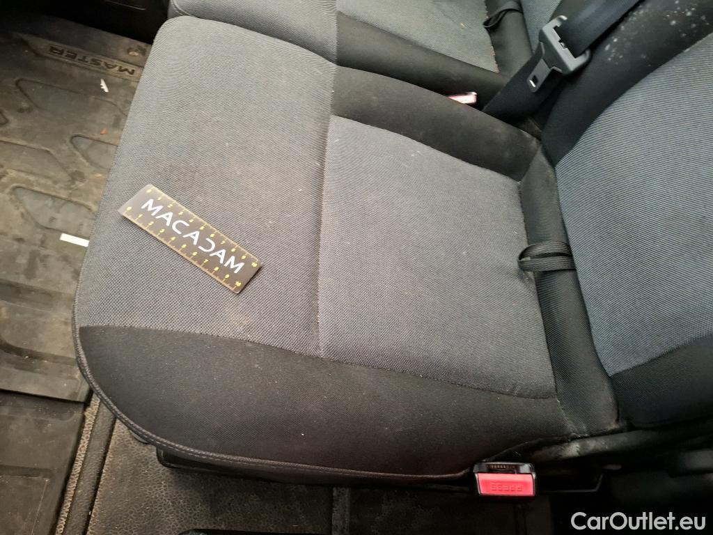  Renault  Master RENAULT  VU 4p Fourgon FG GCf Trac F3500 L2H2 Energy dCi 145 E6 #29