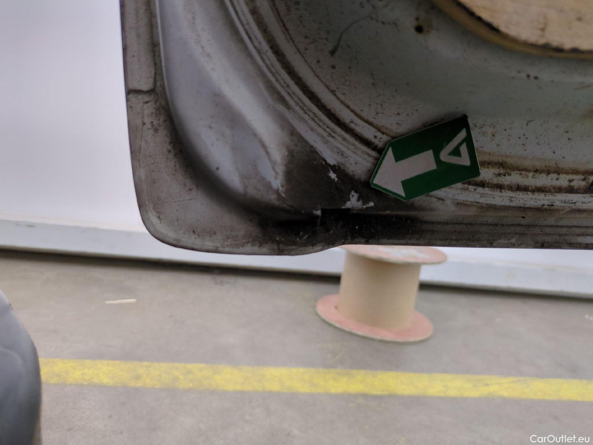  Renault  Trafic RENAULT  / 2019 / 4P / Fourgon tole FG GCF L1H1 1200 dCi 120 #72