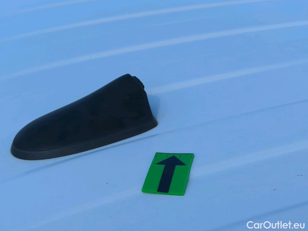  Citroen  C1 2.2 BlueHDi 140 35+ L4 #30