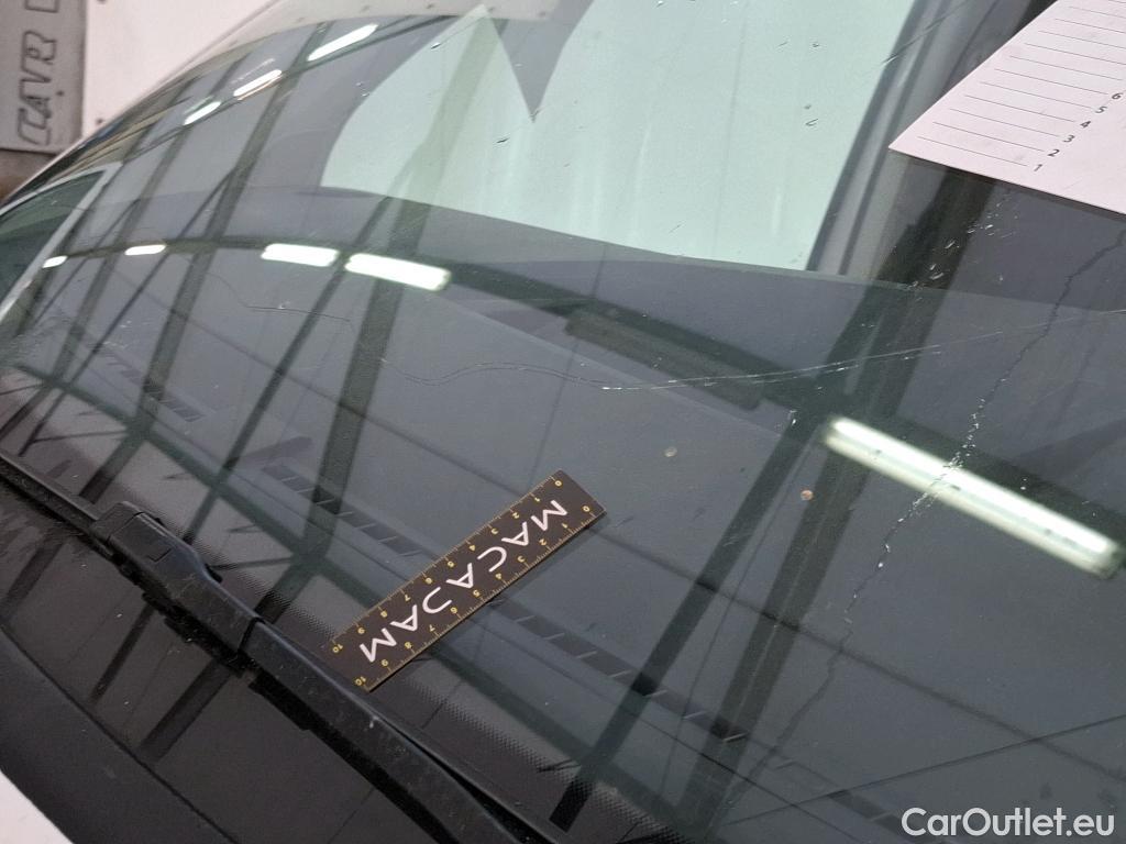  Volkswagen  Transporter VOLKSWAGEN  / 2019 / 4P / Fourgon tôlé 2.0 TDi 150 DSG7 L2H1 Business Line #3