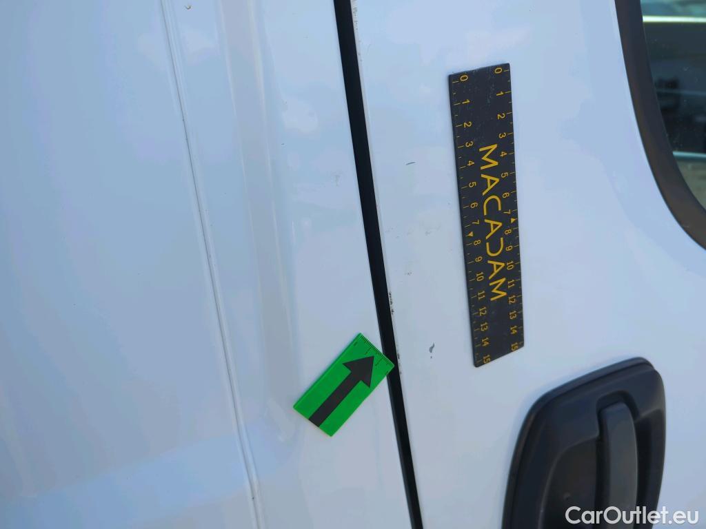  Citroen  C1 2.2 BlueHDi 140 35+ L4 #42