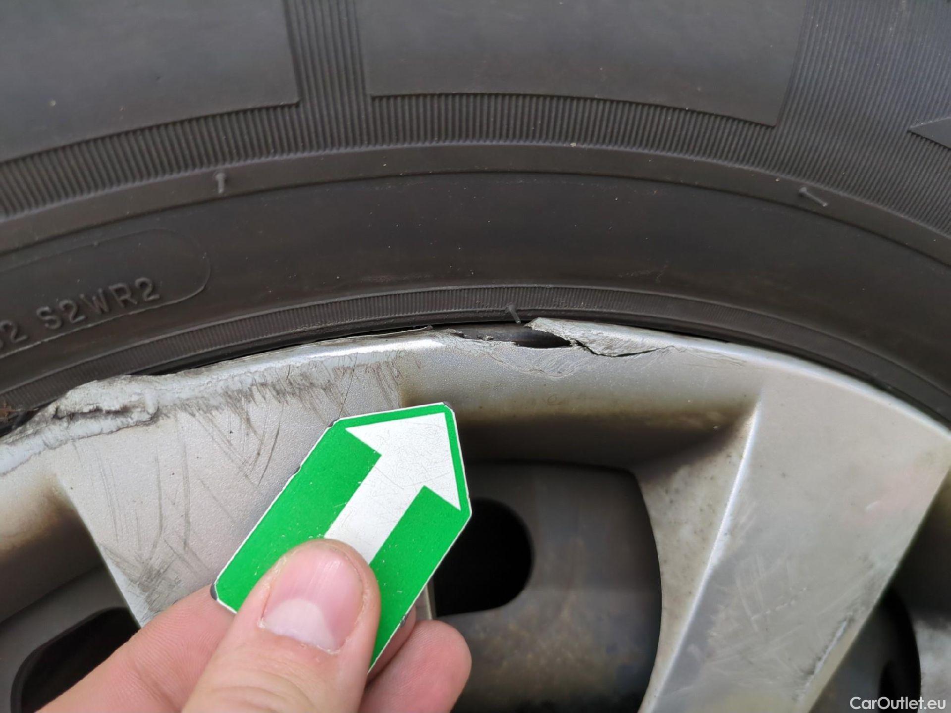  Renault  Trafic RENAULT  / 2019 / 4P / Fourgon tole FG GCF L1H1 1200 dCi 120 #16