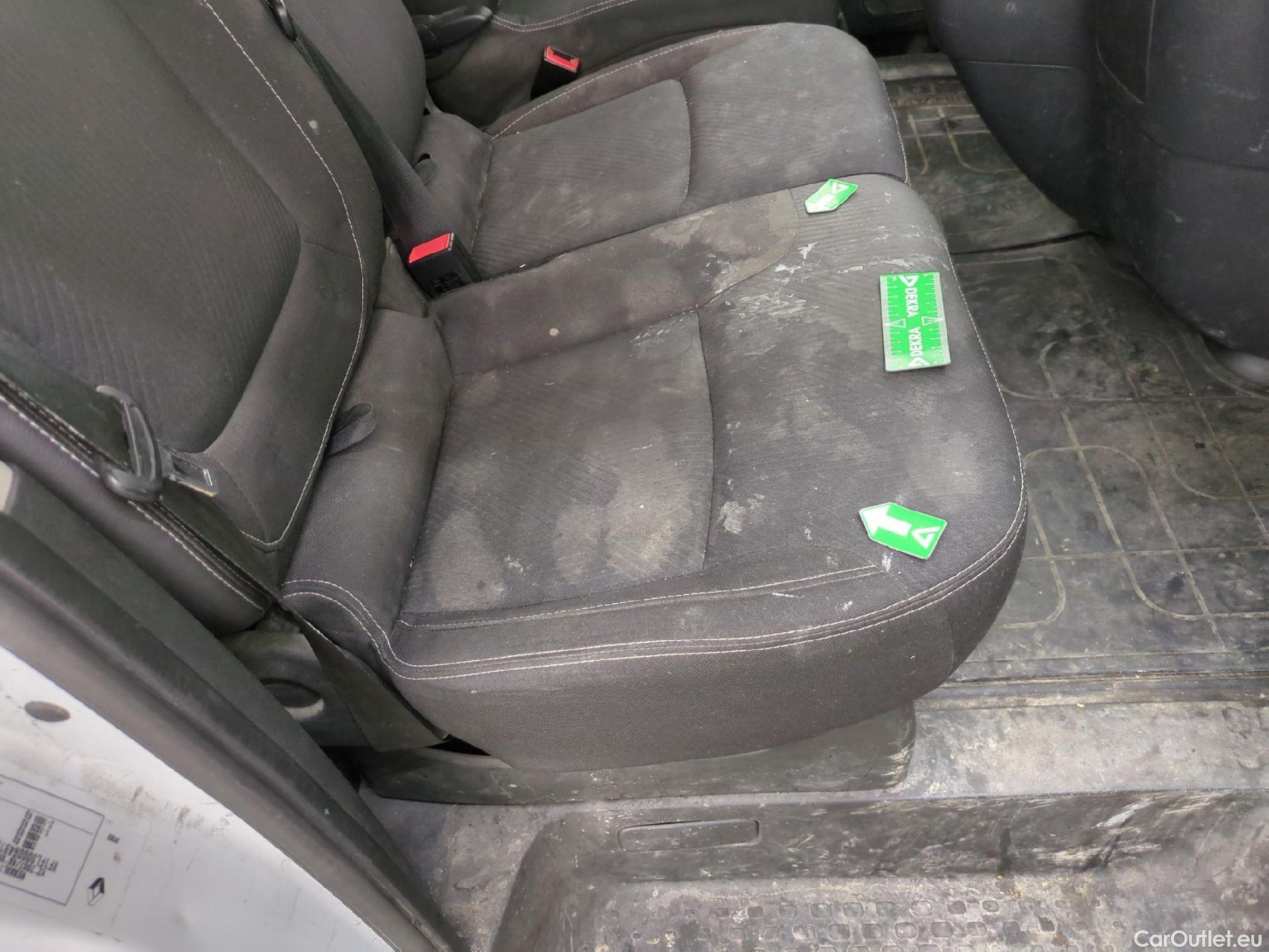  Renault  Trafic RENAULT  / 2019 / 4P / Fourgon tole FG GCF L1H1 1200 dCi 120 #9