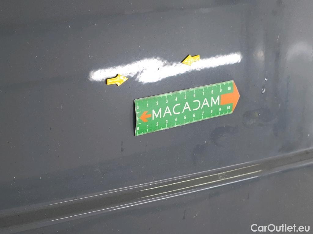  Renault  Trafic RENAULT  / 2019 / 4P / Fourgon tole NV FG GCF L1H1 1200 Energy dCi 145 #3