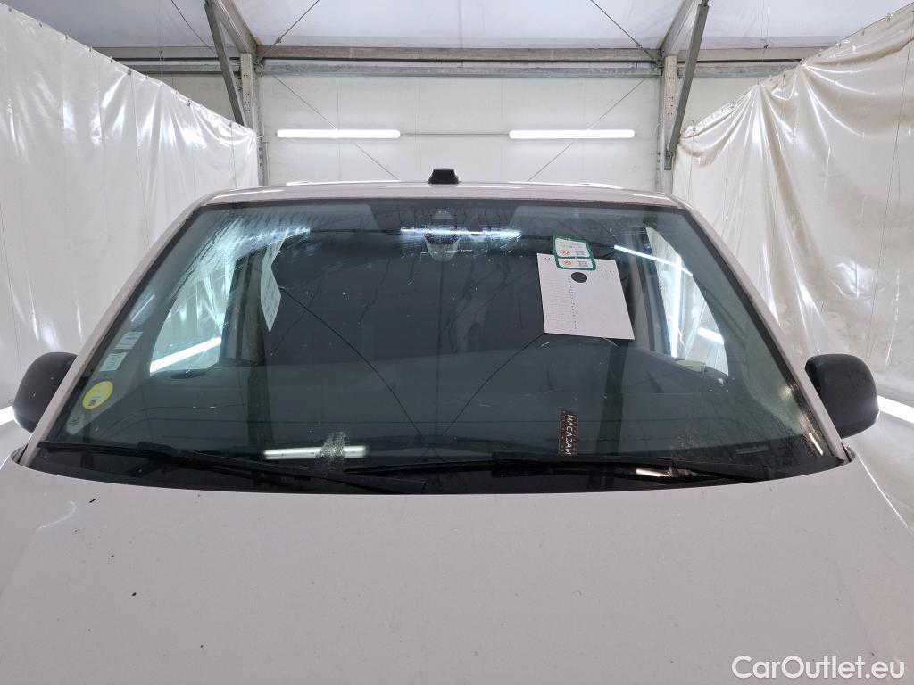  Volkswagen  Transporter VOLKSWAGEN  / 2019 / 4P / Fourgon tôlé 2.0 TDi 150 DSG7 L2H1 Business Line #1