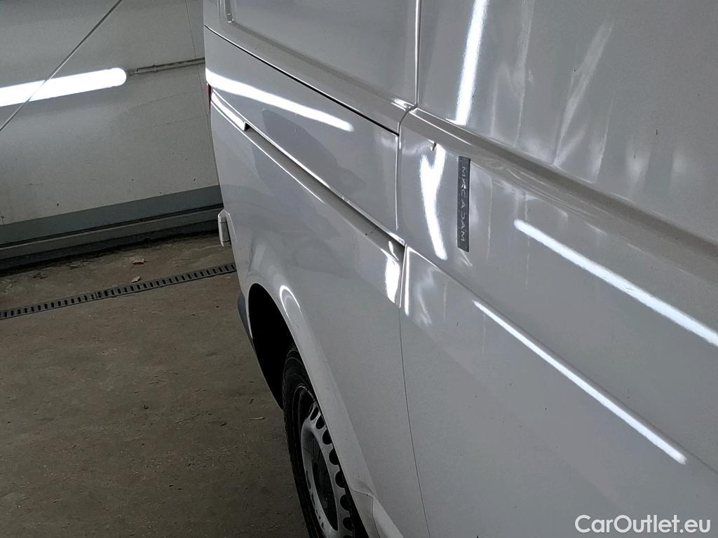  Volkswagen  Transporter VOLKSWAGEN  / 2019 / 4P / Fourgon tôlé 2.0 TDi 150 DSG7 L2H1 Business Line #21