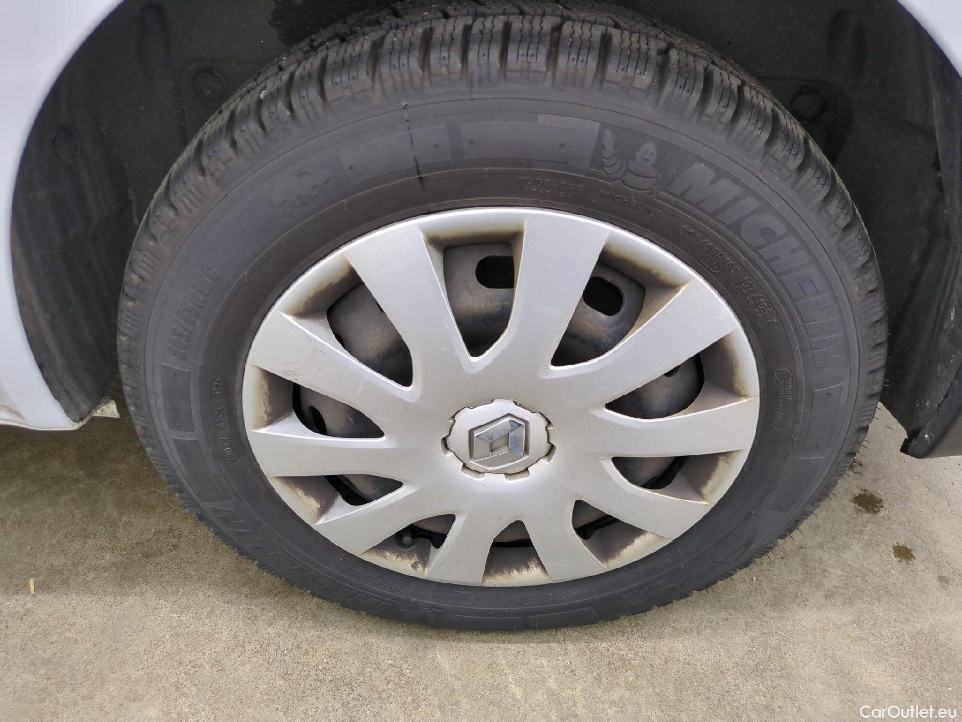  Renault  Trafic RENAULT  / 2019 / 4P / Fourgon tole FG GCF L1H1 1200 dCi 120 #20