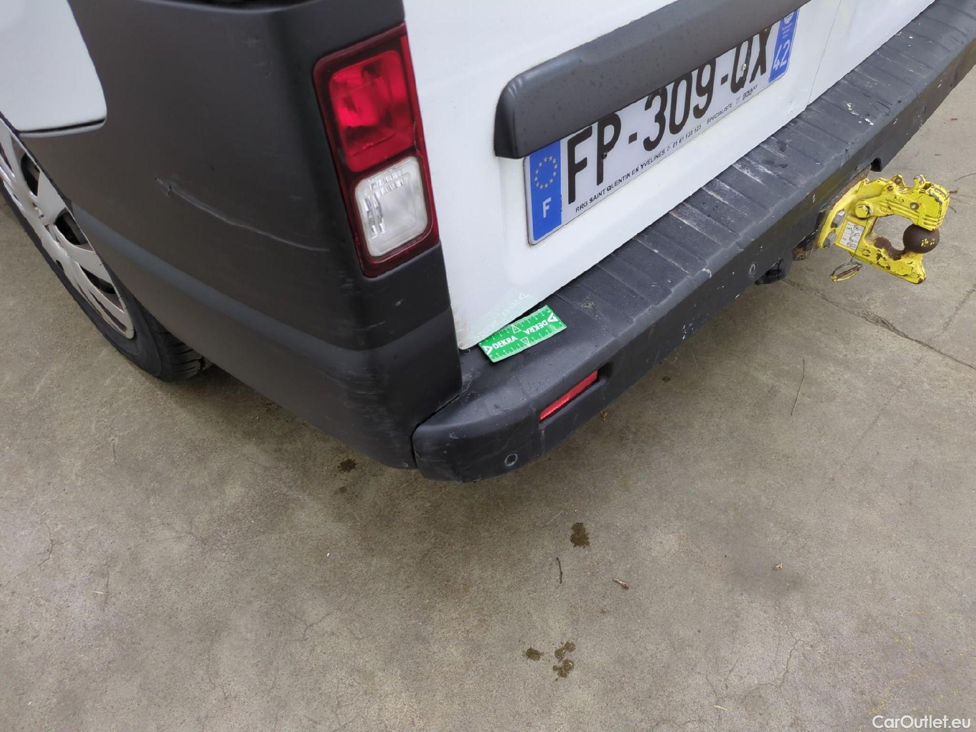  Renault  Trafic RENAULT  / 2019 / 4P / Fourgon tole FG GCF L1H1 1200 dCi 120 #62