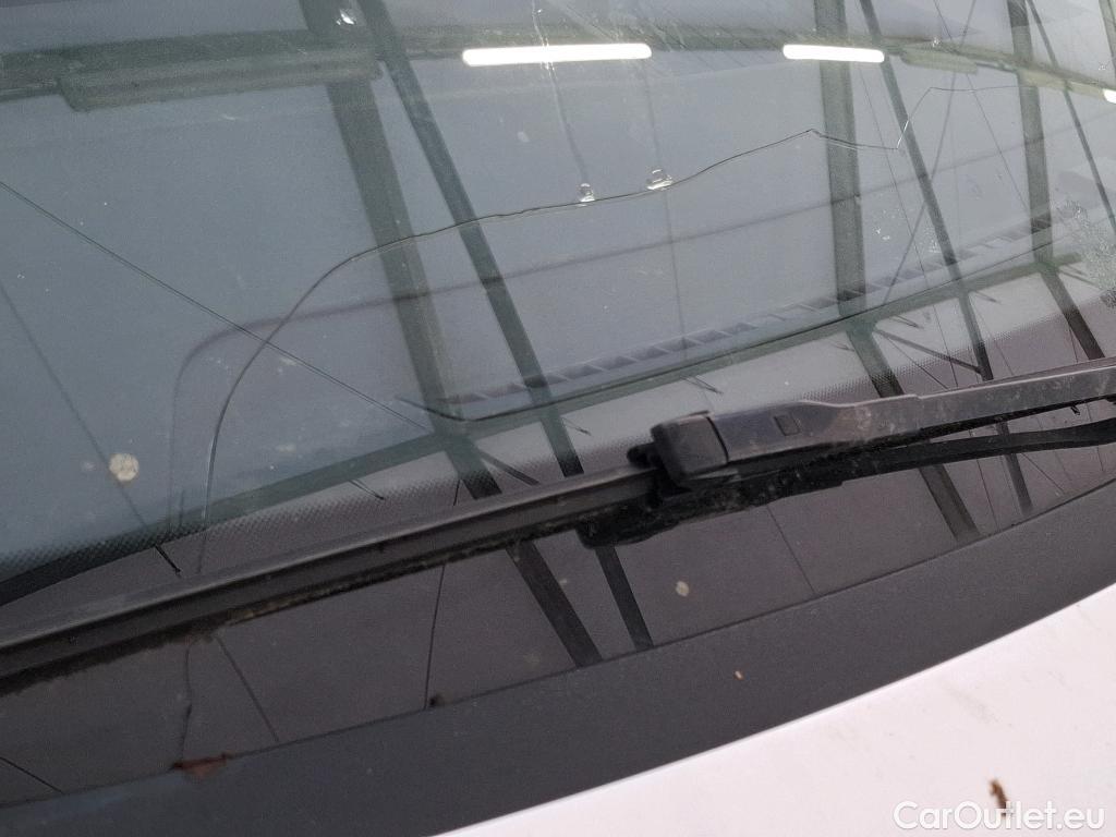  Volkswagen  Transporter VOLKSWAGEN  / 2019 / 4P / Fourgon tôlé 2.0 TDi 150 DSG7 L2H1 Business Line #4