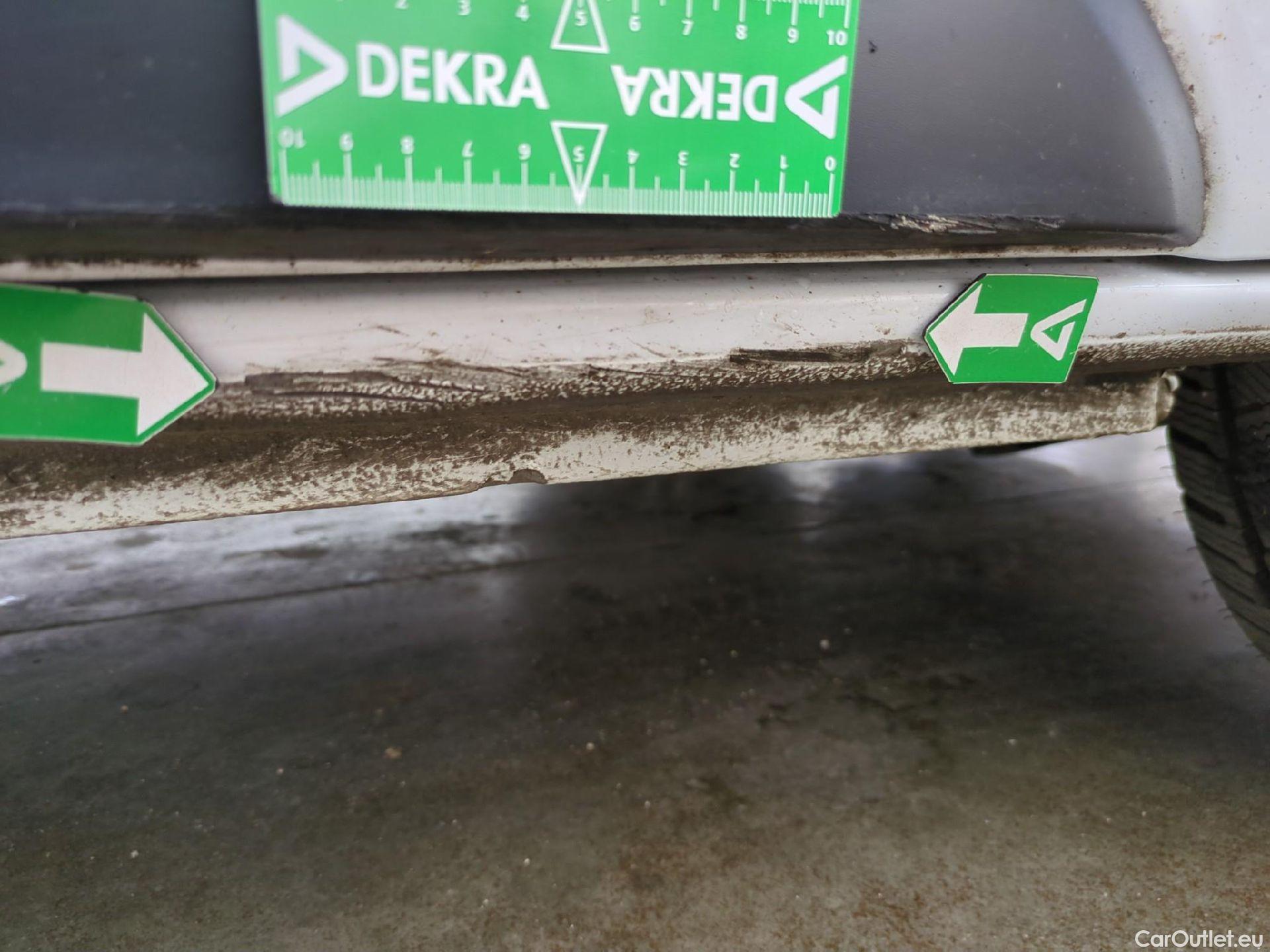  Renault  Trafic RENAULT  / 2019 / 4P / Fourgon tole FG GCF L1H1 1200 dCi 120 #34