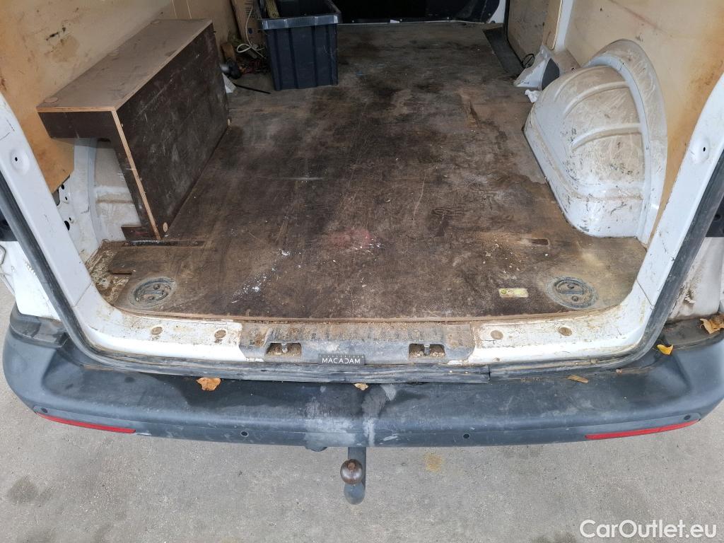  Volkswagen  Transporter VOLKSWAGEN  / 2019 / 4P / Fourgon tôlé 2.0 TDi 150 DSG7 L2H1 Business Line #32