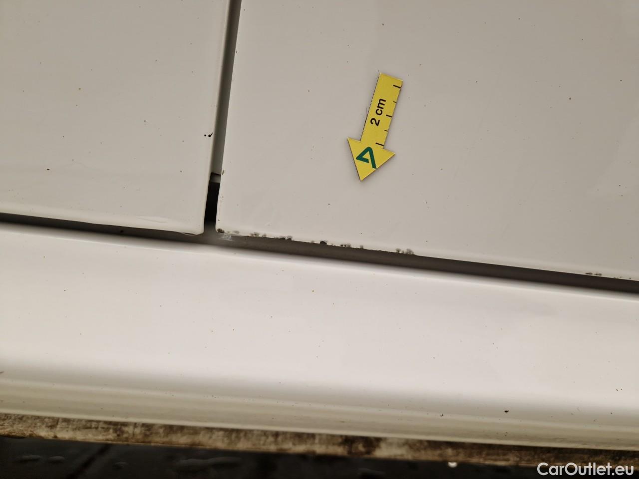  Citroen  C4 1.5 BlueHDi 100 Feel #16