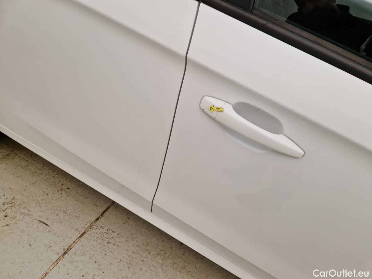  Citroen  C4 1.5 BlueHDi 100 Feel #20