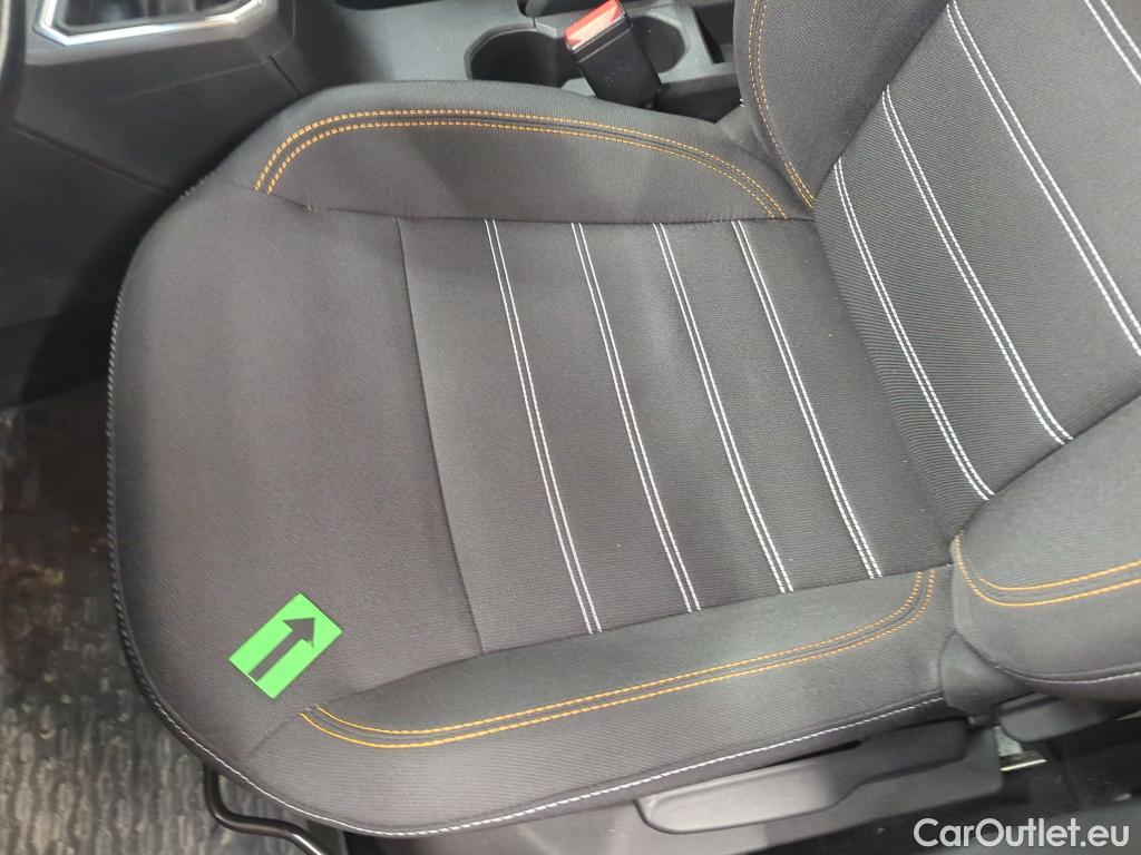  Dacia  Sandero 1.0 TCe 90CP Stepway Comfort #48