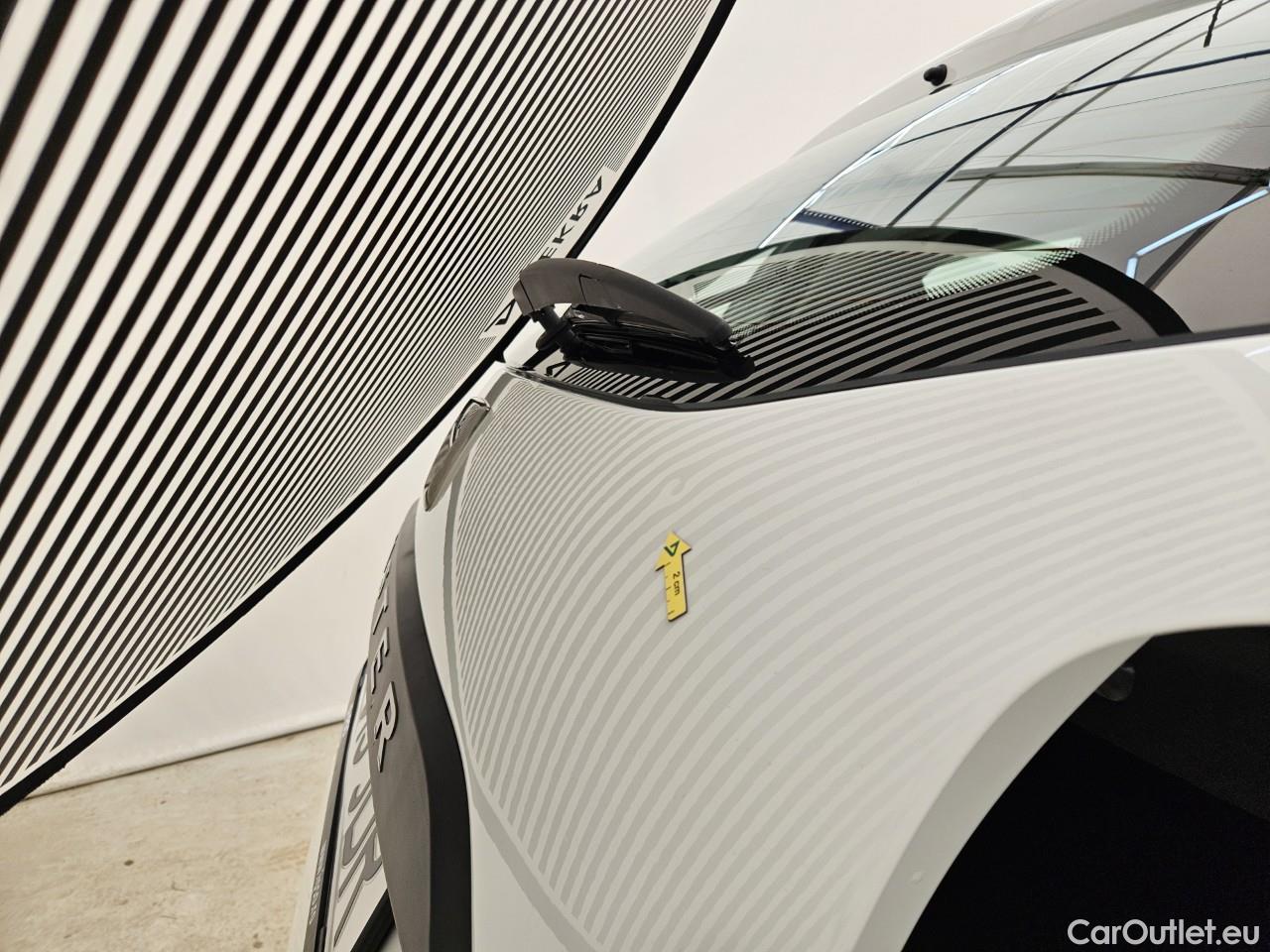  Dacia  Duster 1.5 Blue dCi 115CP Comfort 4WD #26