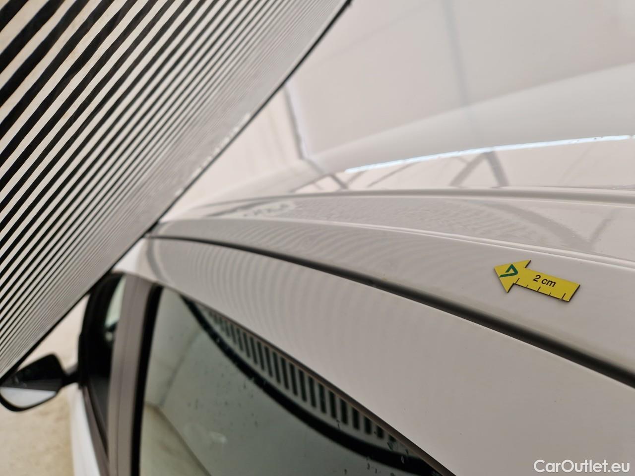  Citroen  C4 1.5 BlueHDi 100 Feel #30