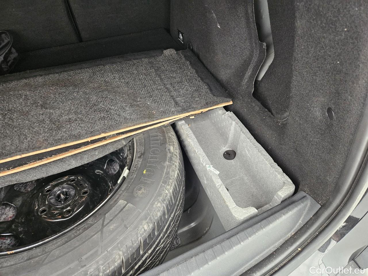  Dacia  Duster 1.5 Blue dCi 115CP Comfort 4WD #67