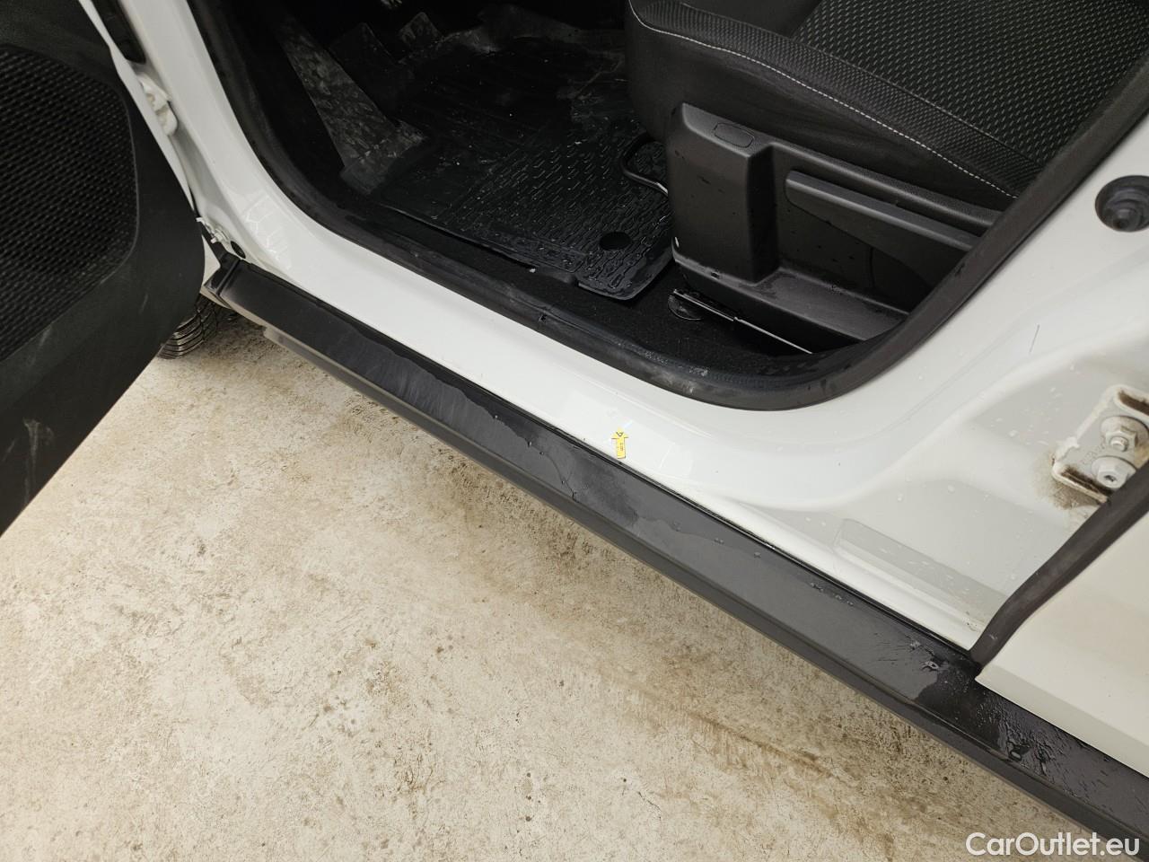  Dacia  Duster 1.5 Blue dCi 115CP Comfort 4WD #3