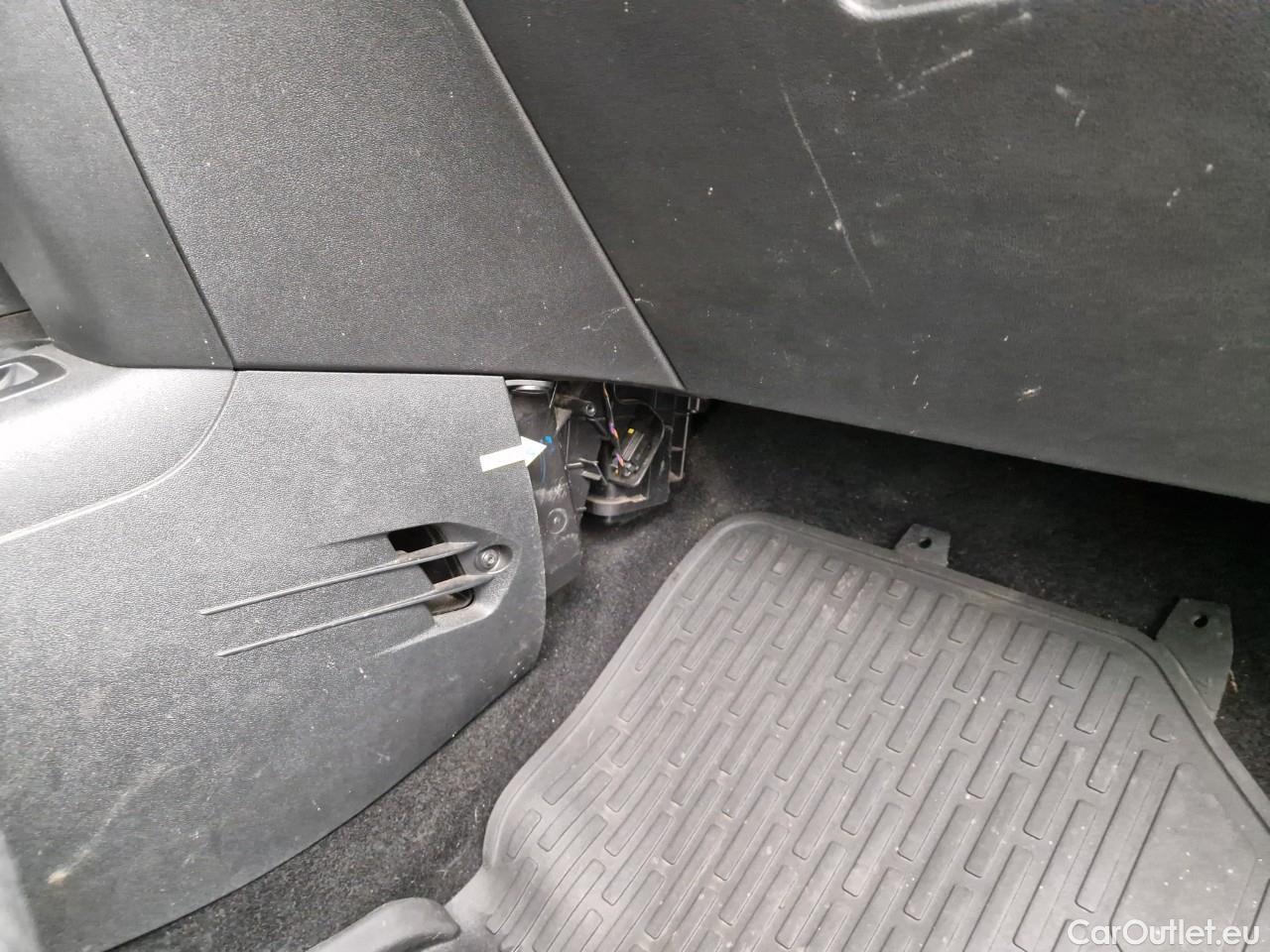  Citroen  C4 1.5 BlueHDi 100 Feel #59