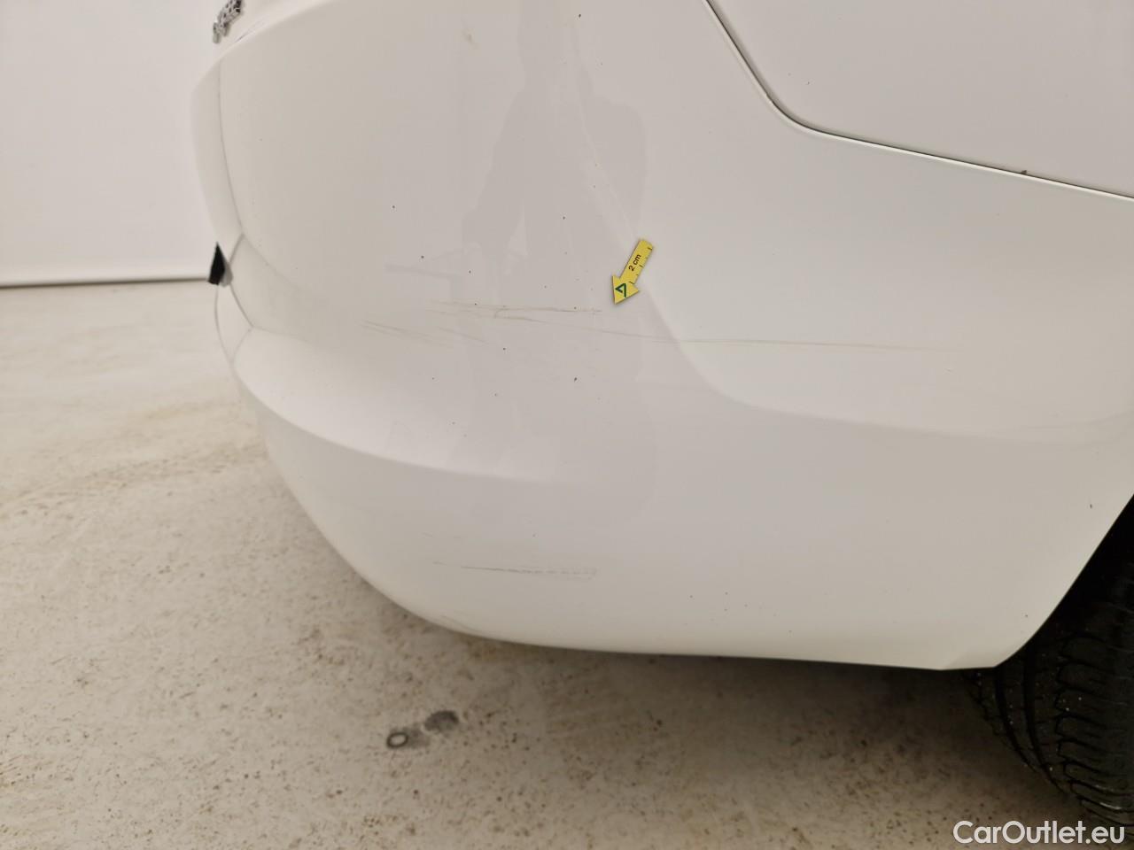  Citroen  C4 1.5 BlueHDi 100 Feel #26