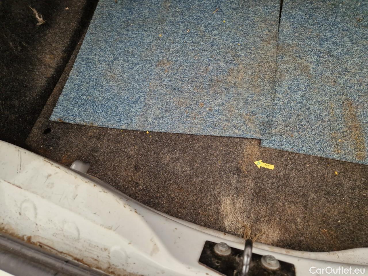  Citroen  C4 1.5 BlueHDi 100 Feel #62