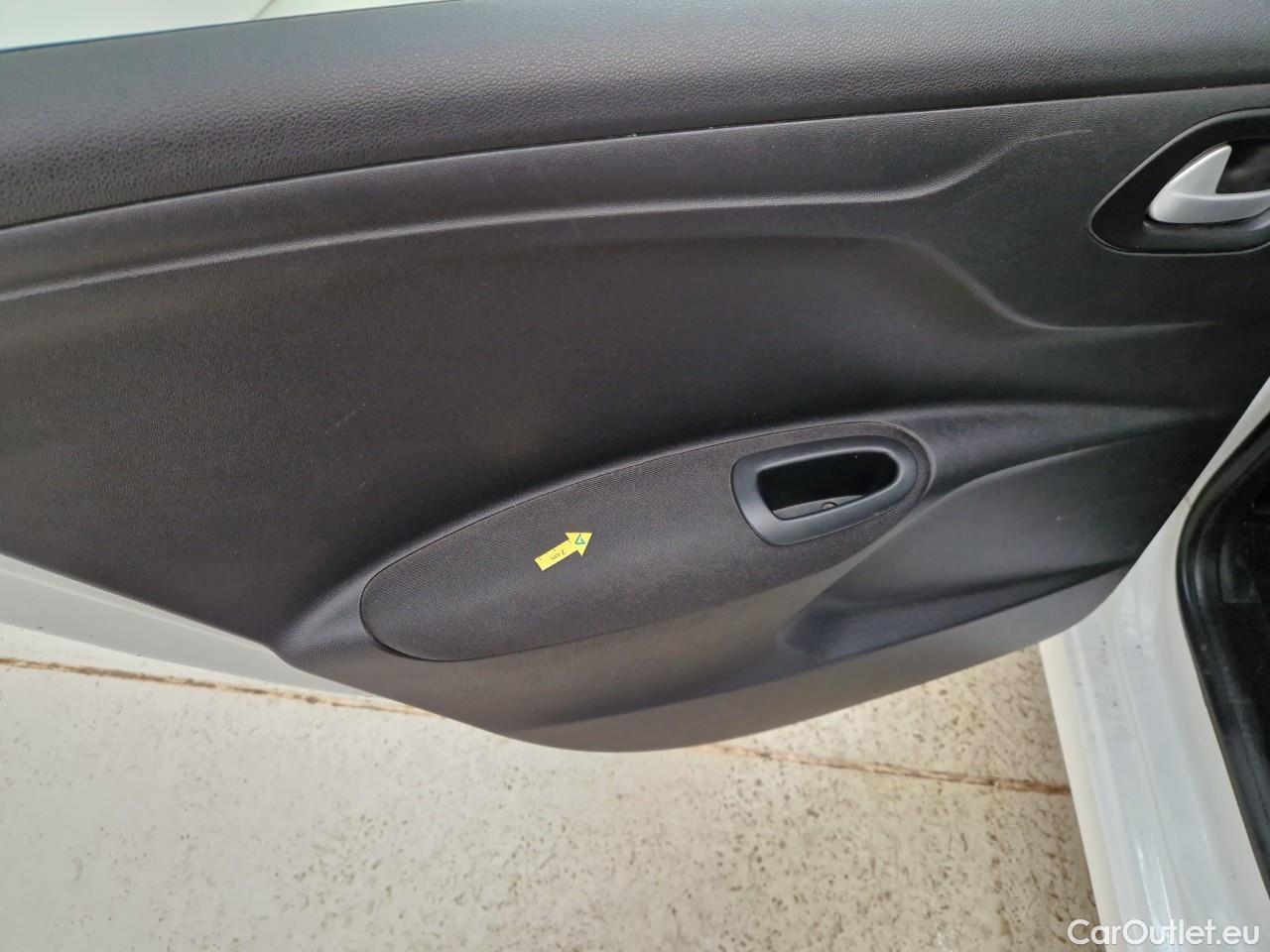  Citroen  C4 1.5 BlueHDi 100 Feel #49