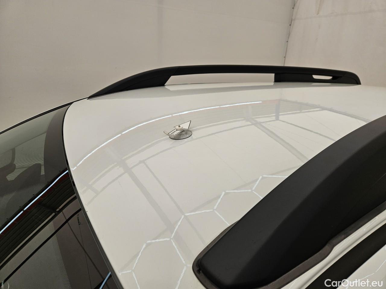  Dacia  Duster 1.5 Blue dCi 115CP Comfort 4WD #32