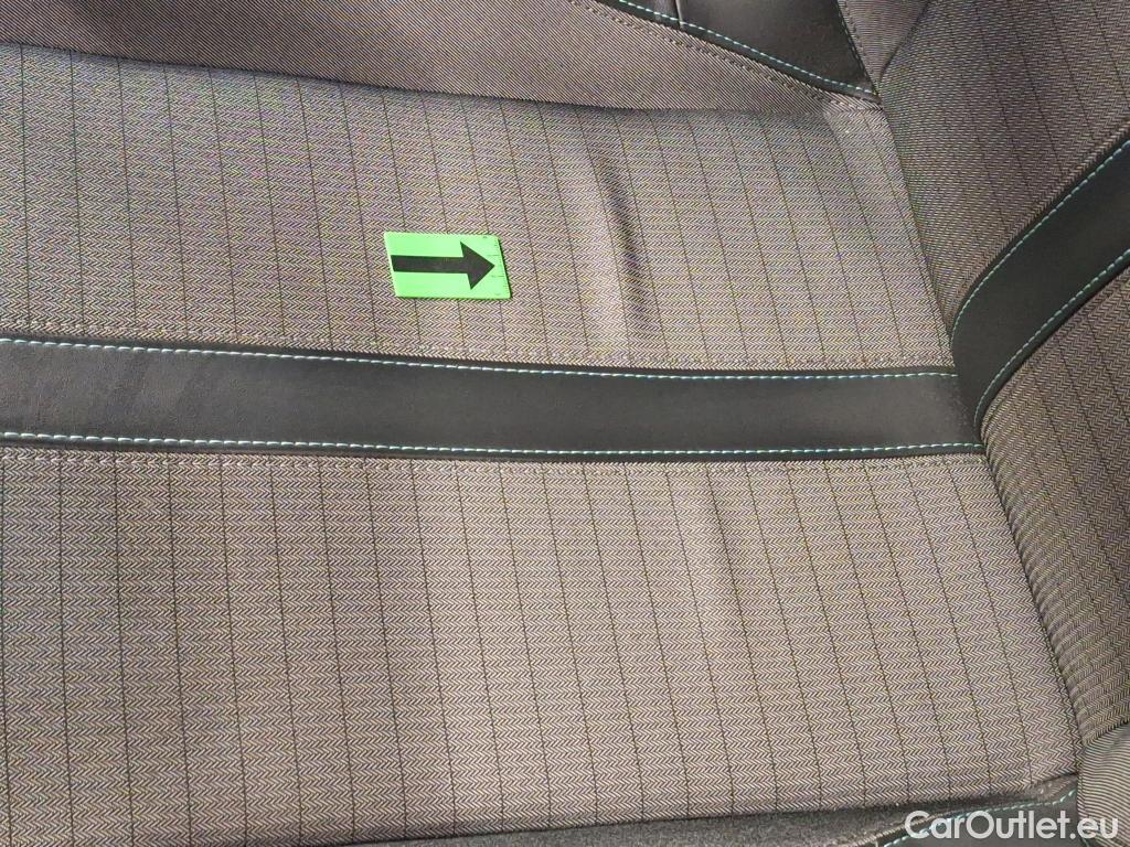  Peugeot  2008 1.2 PureTech 130CP Allure STT #6