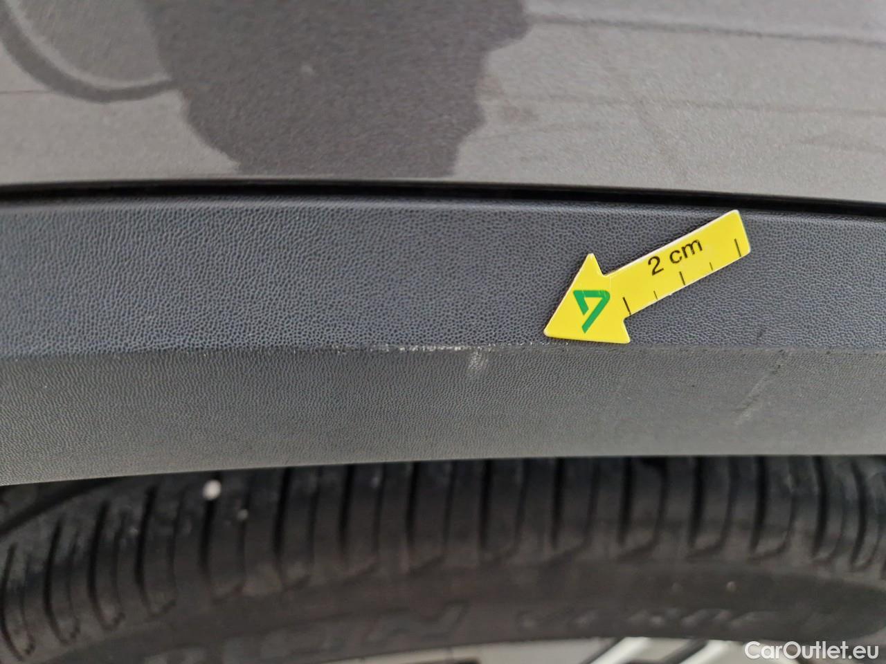  Mercedes  GLA  220 d 4MATIC #11