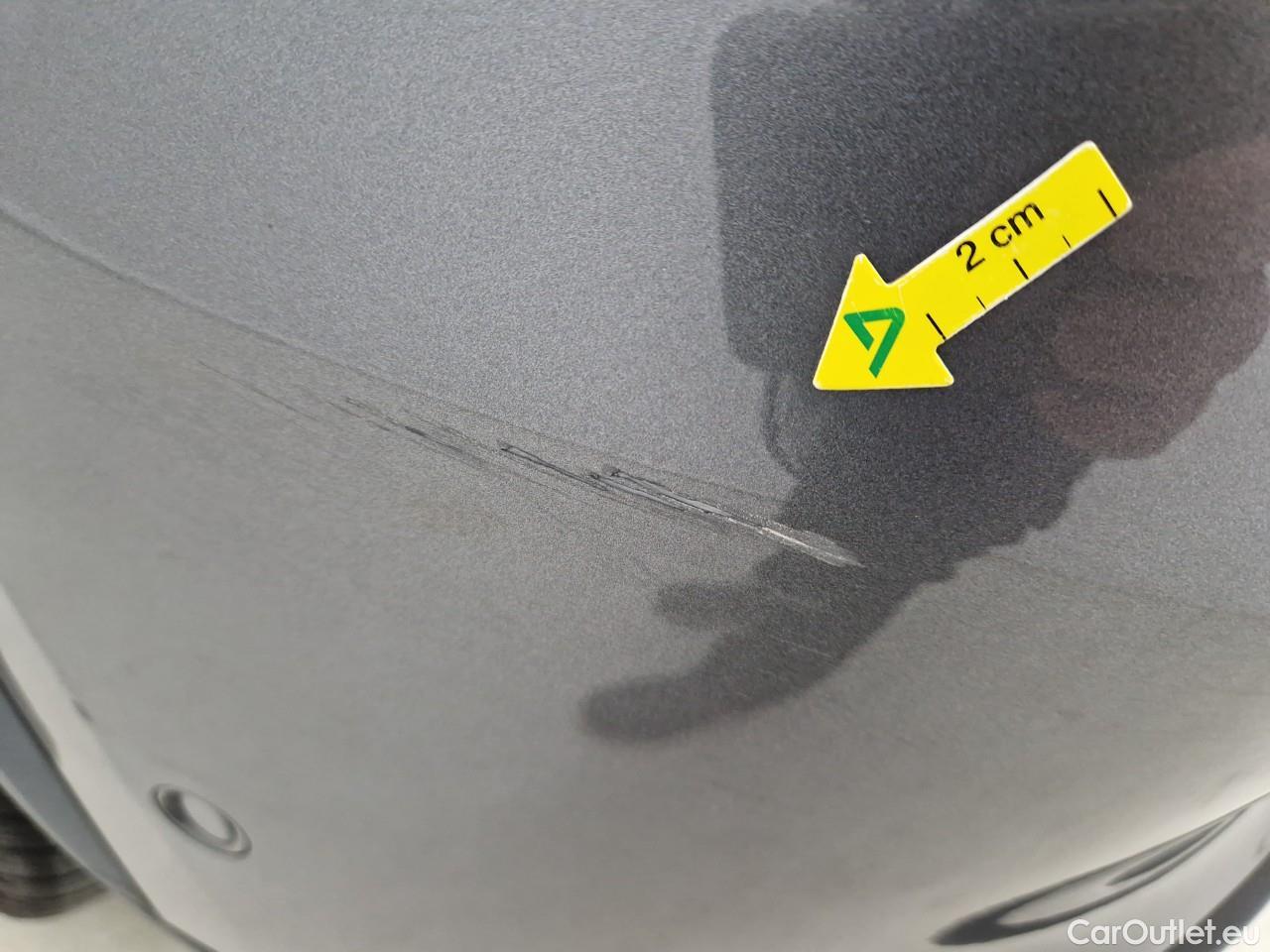  Mercedes  GLA  220 d 4MATIC #14