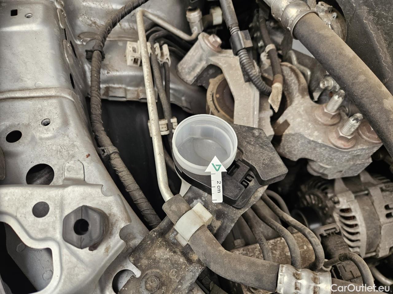  Mazda  6 2.0 15CP Revolution #2